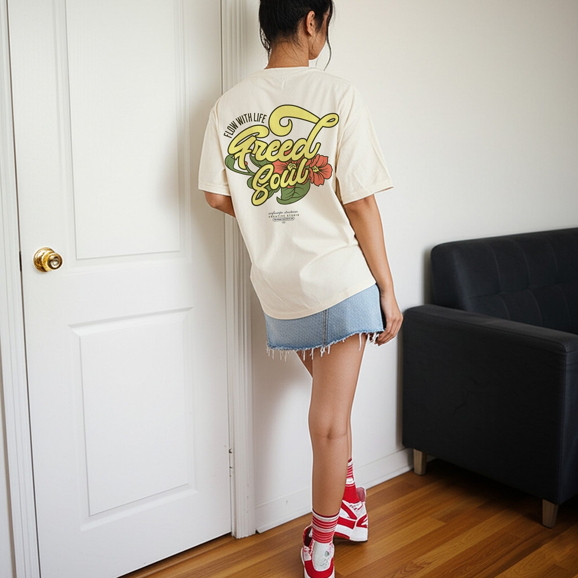 Flow with Life Freed Soul graphic T-shirt