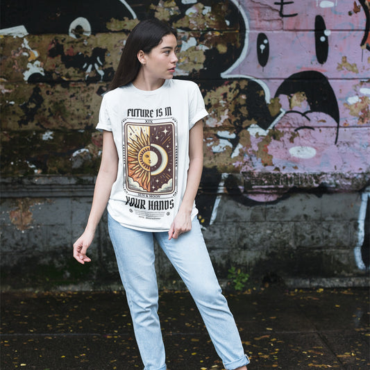 Sun & Moon Tarot Tee: Channel Cosmic Inspiration