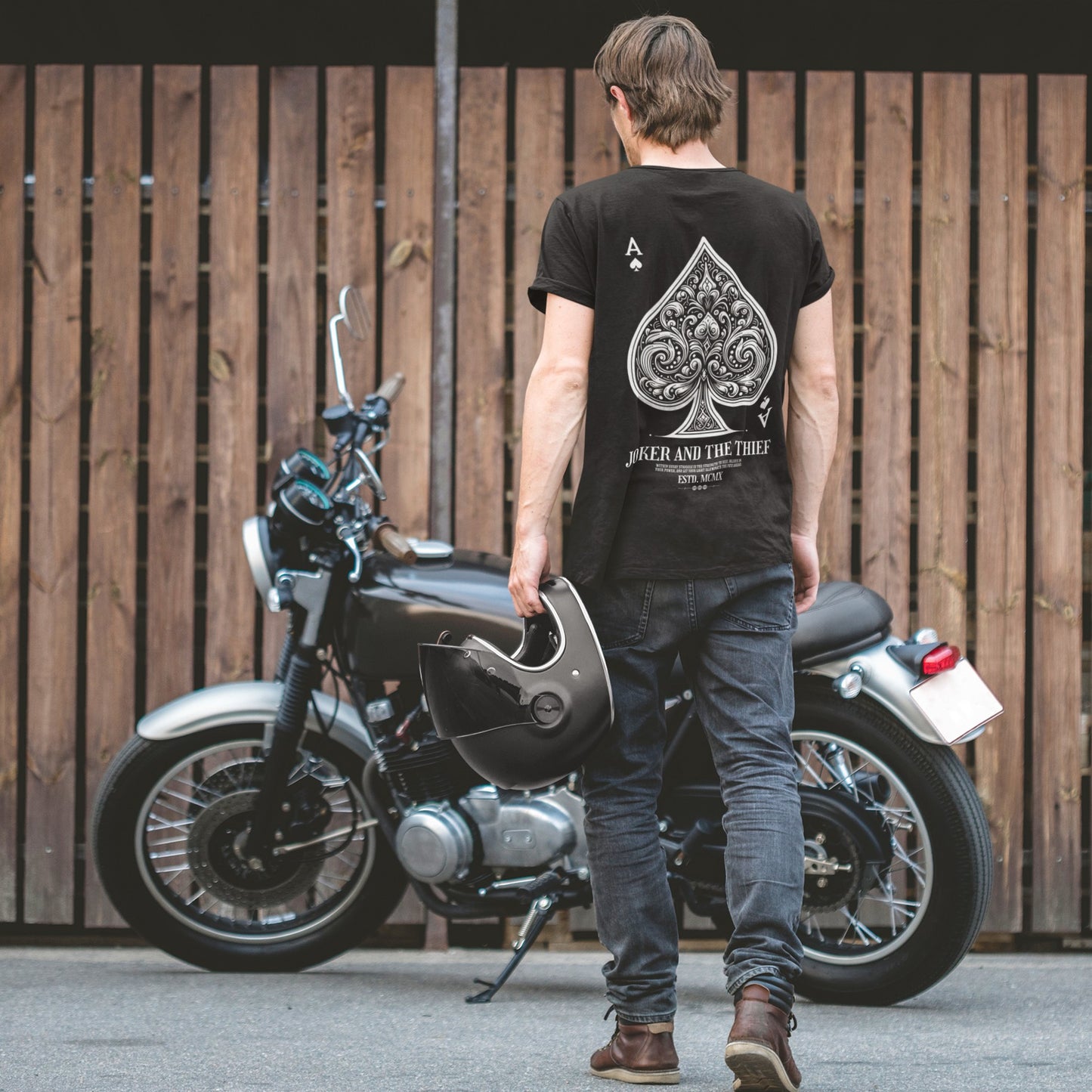 Ace Of Spade Printed Oversized Black T-shirt