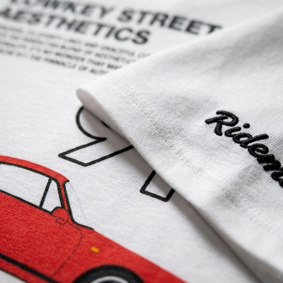 CLOSE-UP-TEE