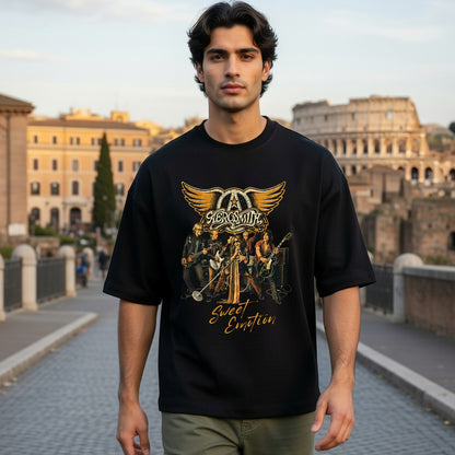 man-wearing-black-t-shirt